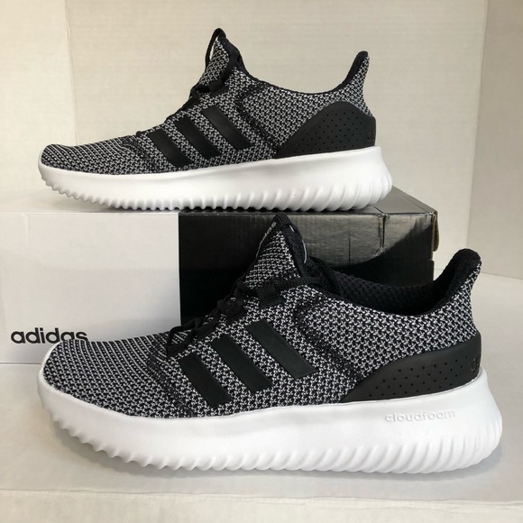 Woman’s Adidas Cloudfoam Ultimate Sneakers - Picture 3 of 8